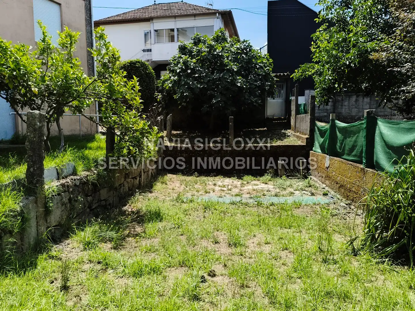 Houses for sale in Vigo   with Heating, Private garden and Washing machine