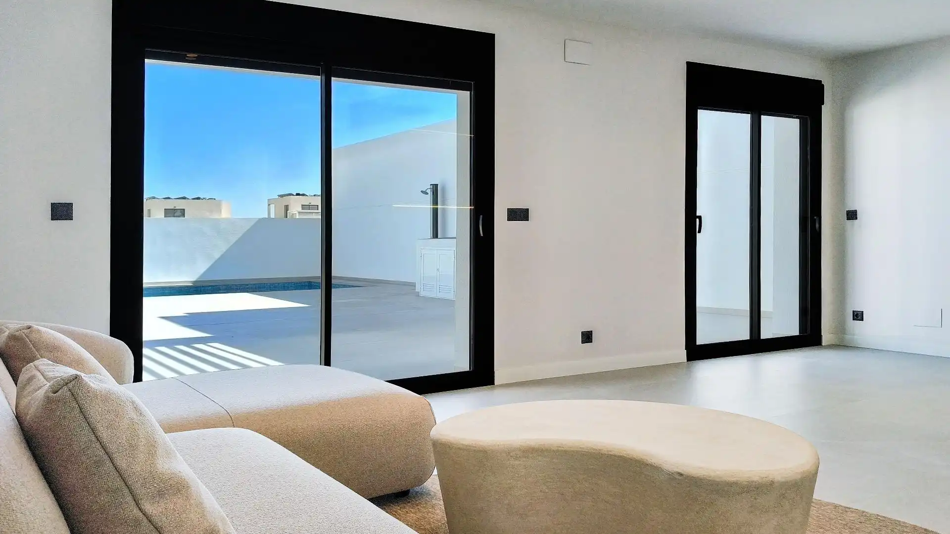 Sala d'estar de Casa o xalet en venda en Rojales amb Aire condicionat, Jardí privat i Terrassa