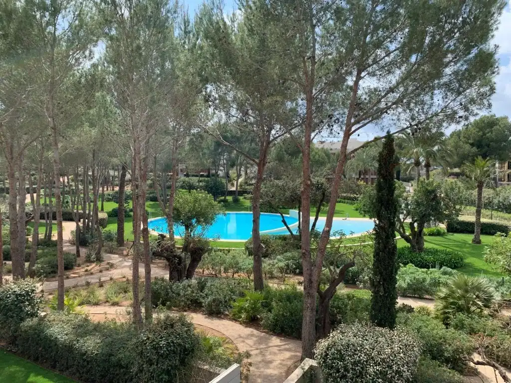 Jardí de Apartament de lloguer en Calvià amb Moblat