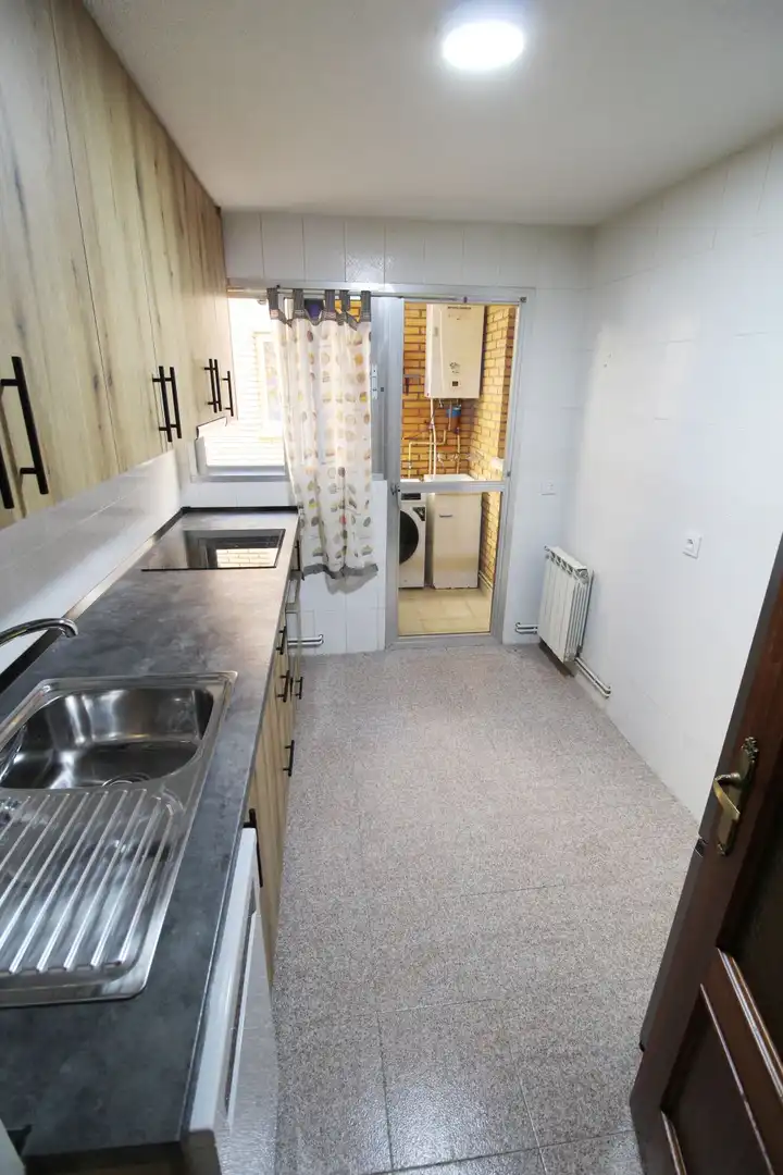 Cocina de Piso de alquiler en Ciudad Real con Aire acondicionado, Calefacción y Terraza