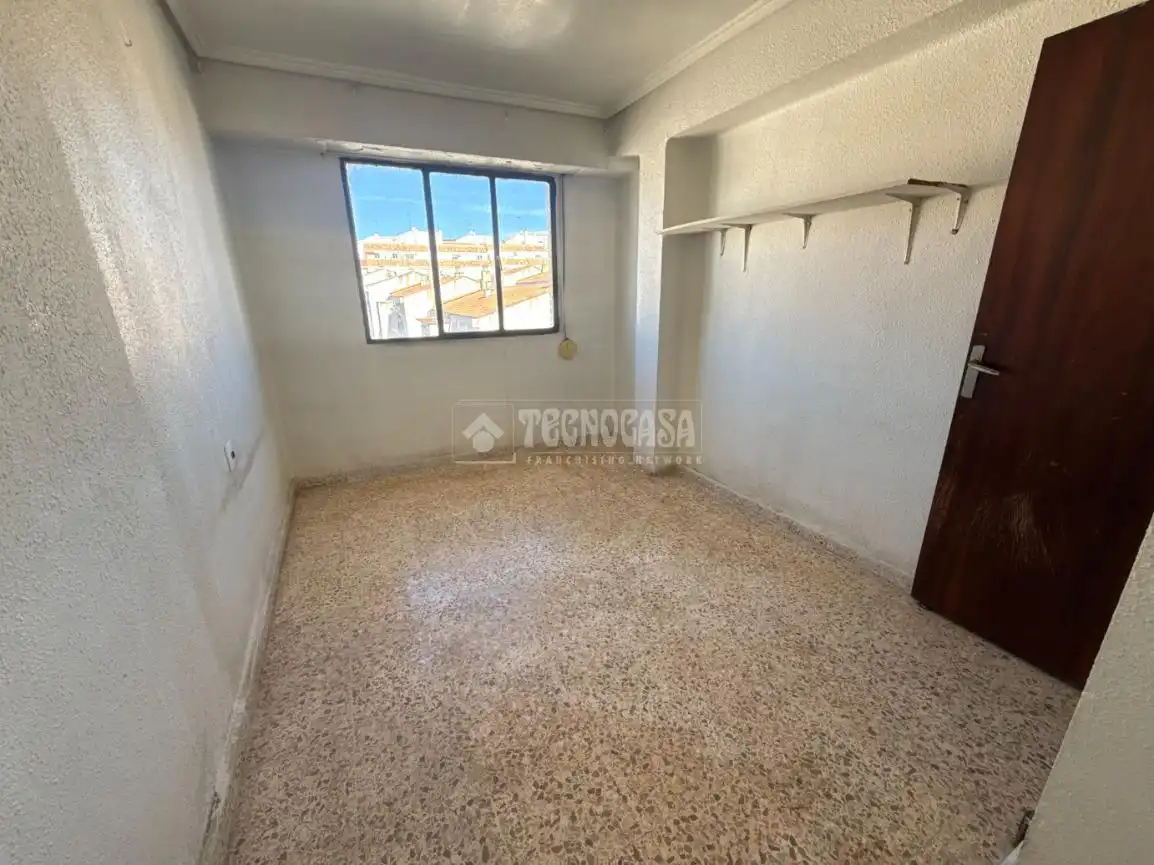 Bedroom of Flat for sale in Paterna