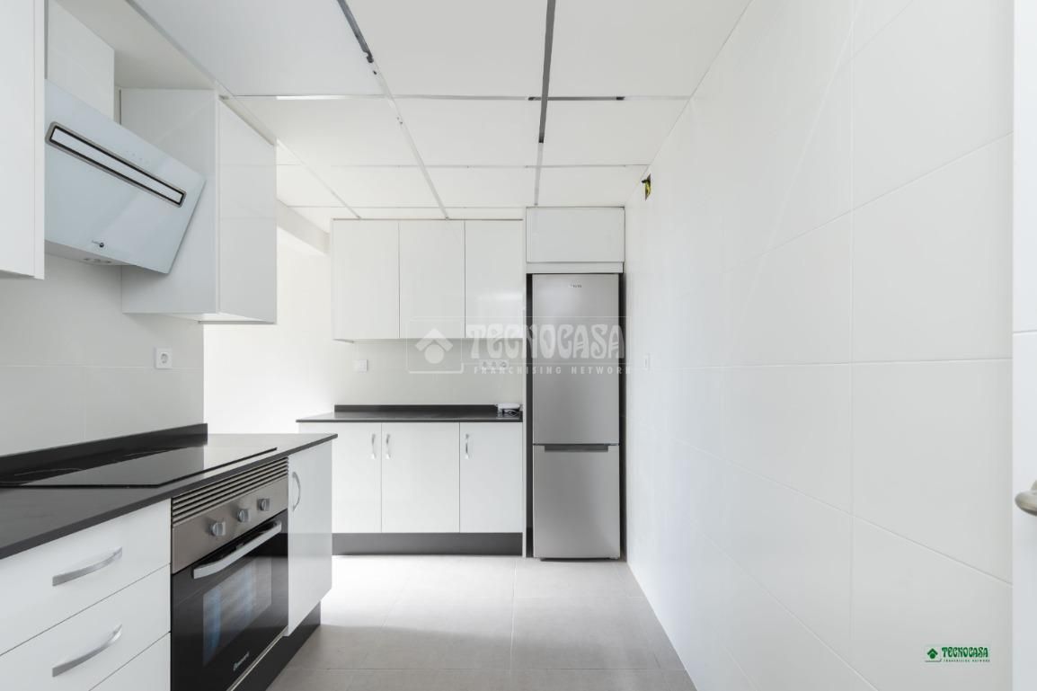 Kitchen of Flat for sale in Vera  with Balcony