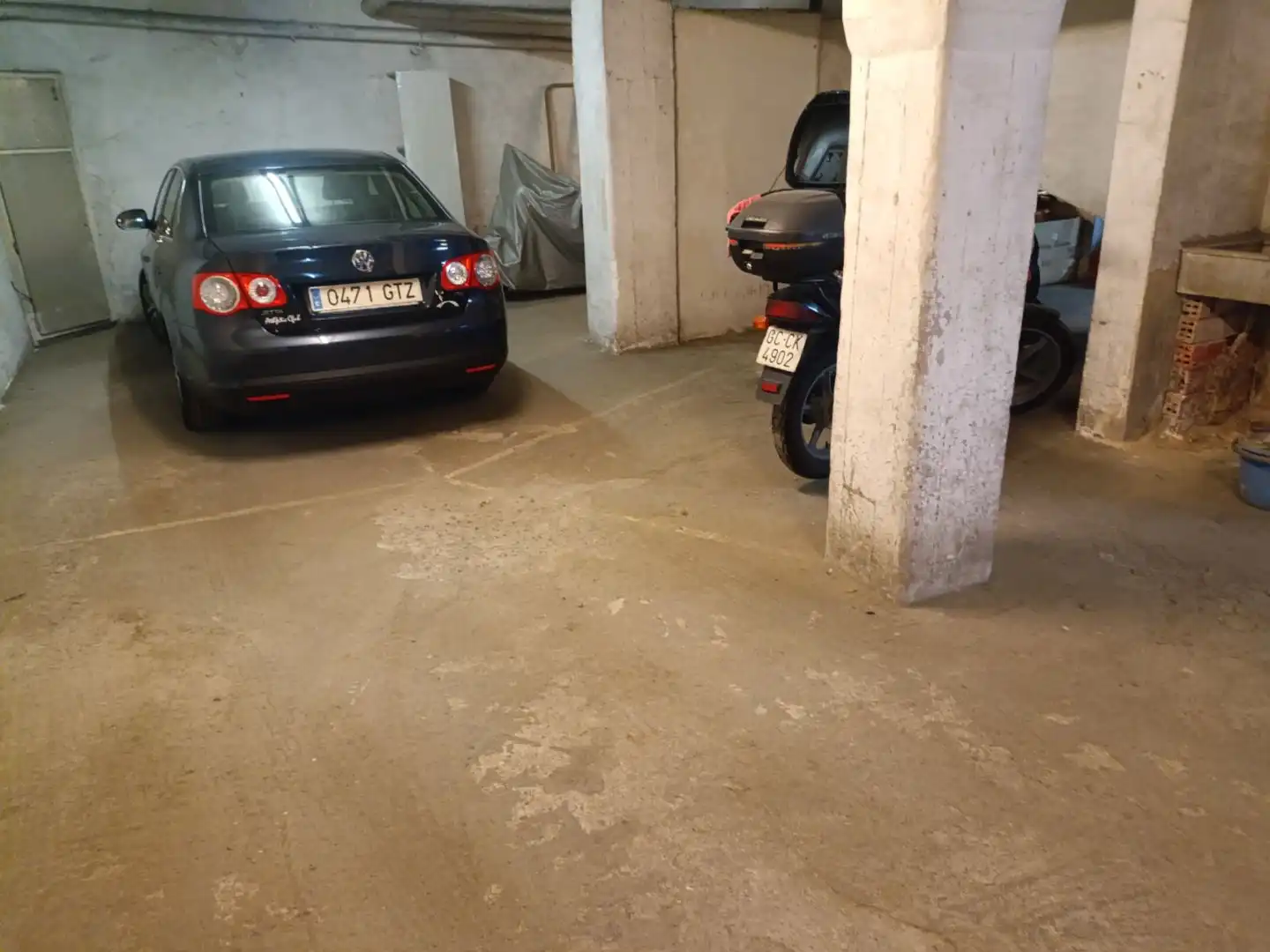 Parking of Garage for rent in Bilbao   with Alarm