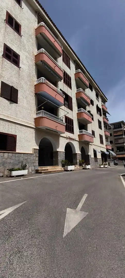Piano terra con giardino in affitto a Avenida OSCAR ESPLA 9, imagen 37