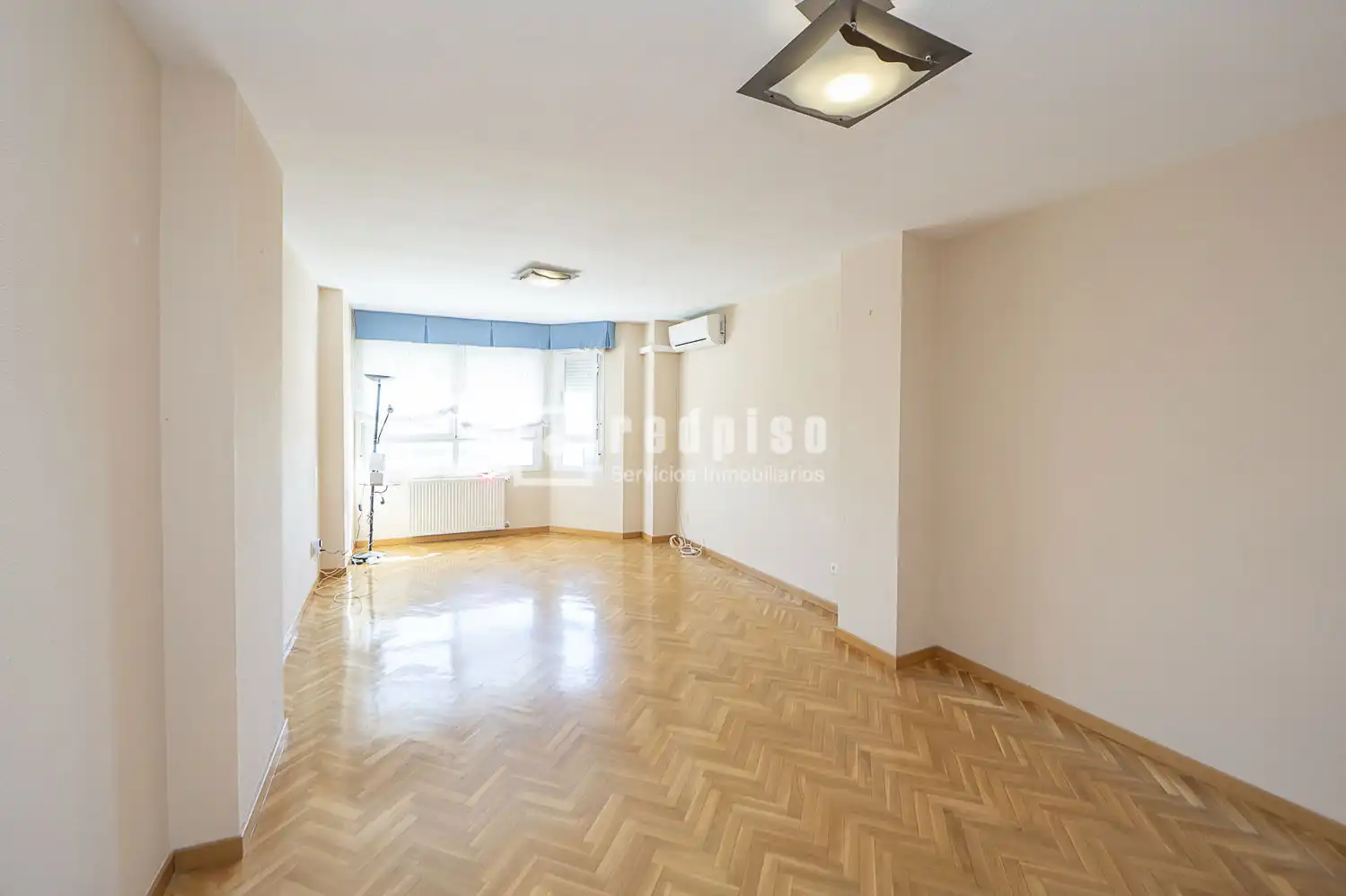 Schlafzimmer von Wohnung zum Verkauf in Valdemoro mit Klimaanlage, Heizung und Privatgarten