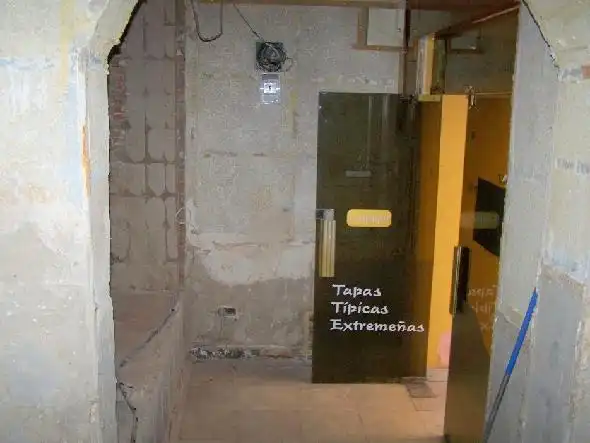 Gewerbefläche zur Miete in Miralvalle - Av. Virgen del Puerto - La Data, imagen 4