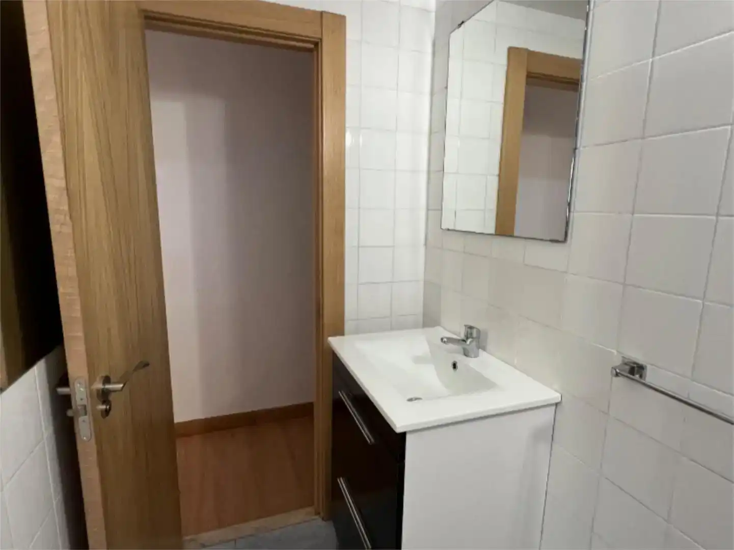 Badezimmer von Wohnung zur untervermieten in Versalles