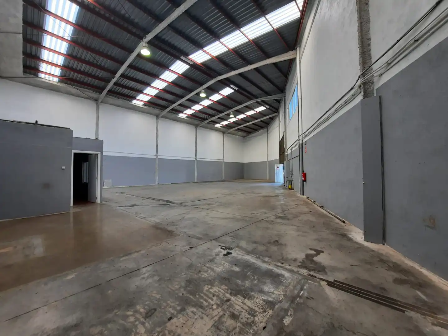 Industriegebäude zum Verkauf in Calle Fuentes de Ayodar 38, imagen 3