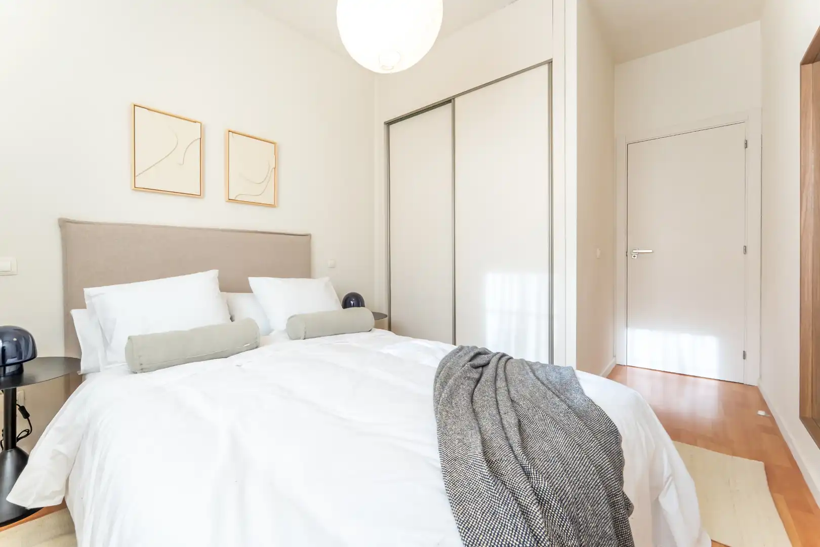Bedroom of Ground floor for rent in Madrid  with Air Conditioner, Heating and Parquet flooring
