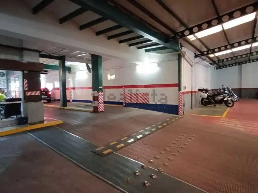 Parking de Garaje de alquiler en Valencia