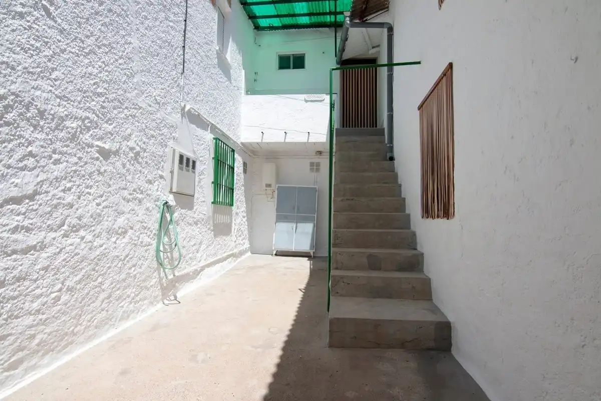 Finca rústica en venta en Güéjar Sierra con Jardín privado, Terraza y Piscina