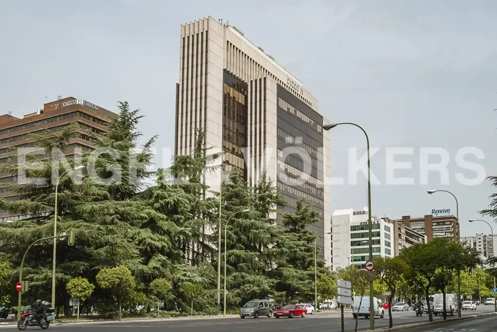 Vista exterior de Planta baixa de lloguer en Madrid amb Aire condicionat, Calefacció i Moblat