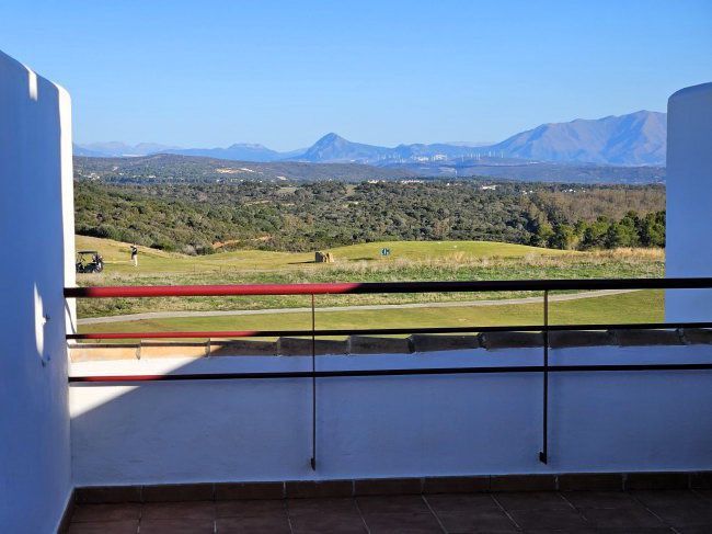 Terrassa de Casa adosada en venda en La Alcaidesa amb Aire condicionat, Calefacció i Jardí privat
