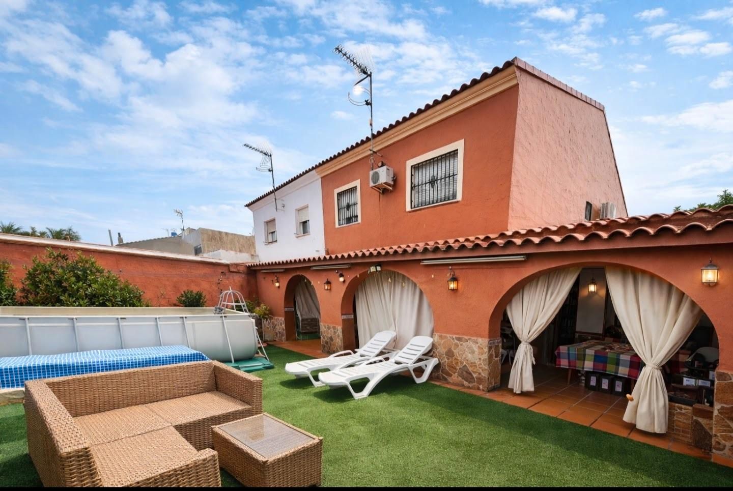 Terraza de Casa o chalet en venta en Argamasilla de Calatrava con Aire acondicionado, Calefacción y Jardín privado