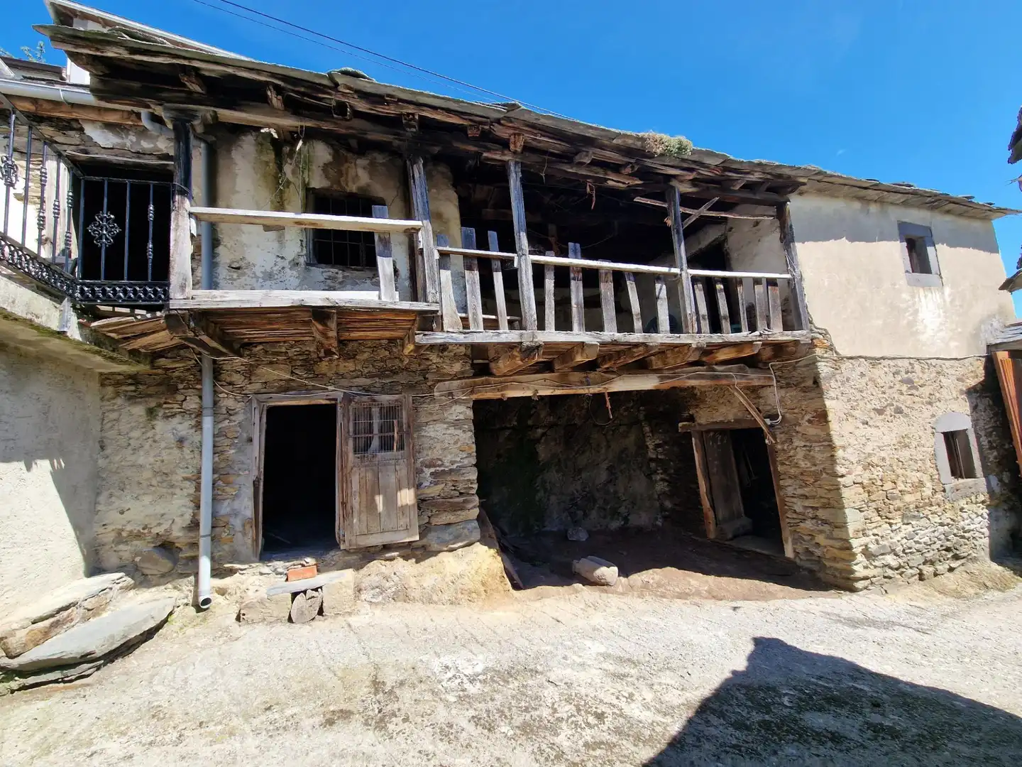 Vista exterior de Finca rústica en venta en Cangas del Narcea con Calefacción, Jardín privado y Terraza