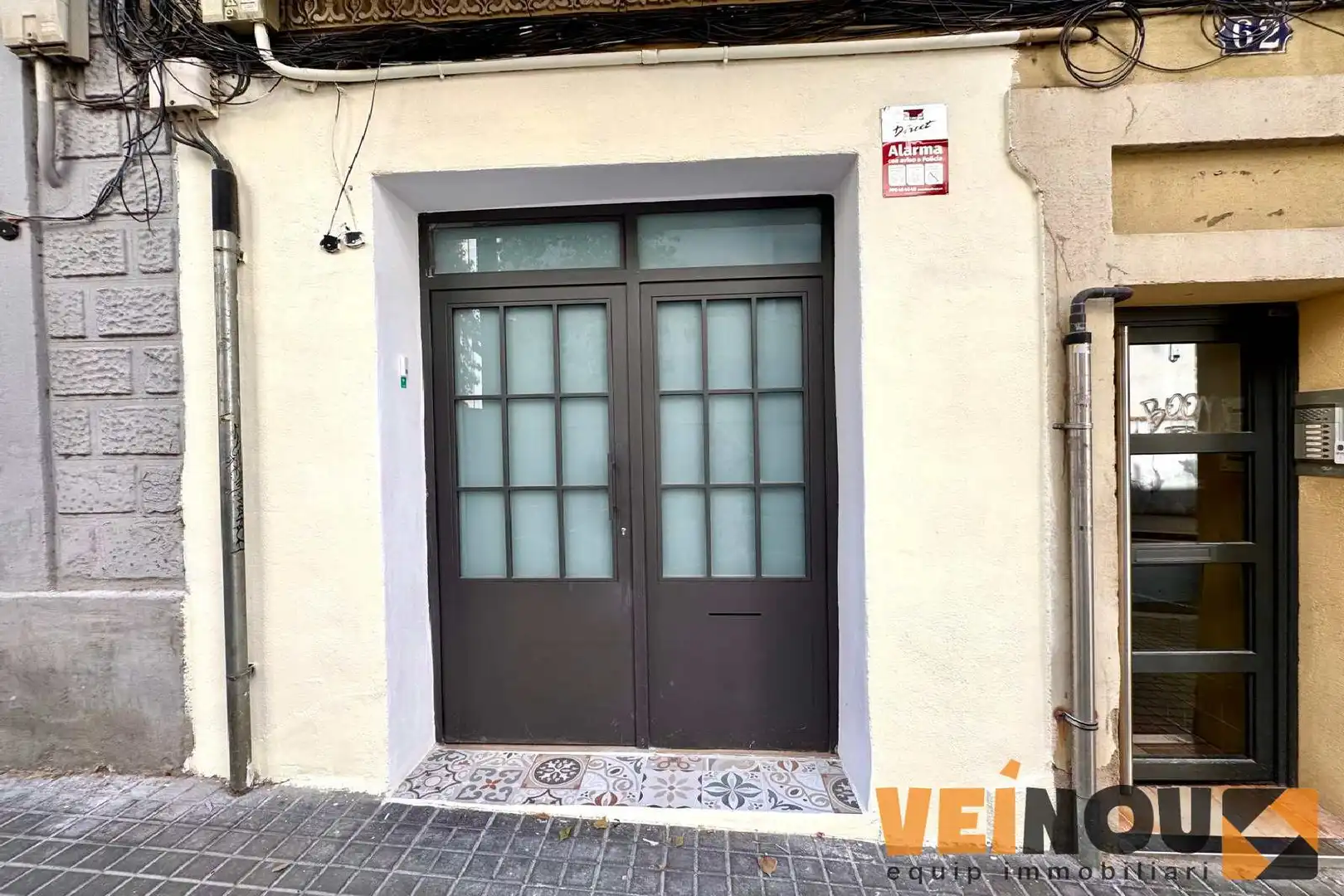 Vista exterior de Pis en venda en Barcelona amb Calefacció, Parquet i Forn