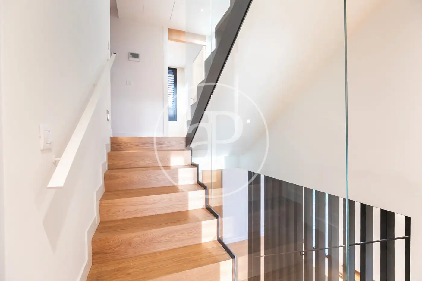 Flat for rent in Barcelona  with Air Conditioner, Heating and Private garden