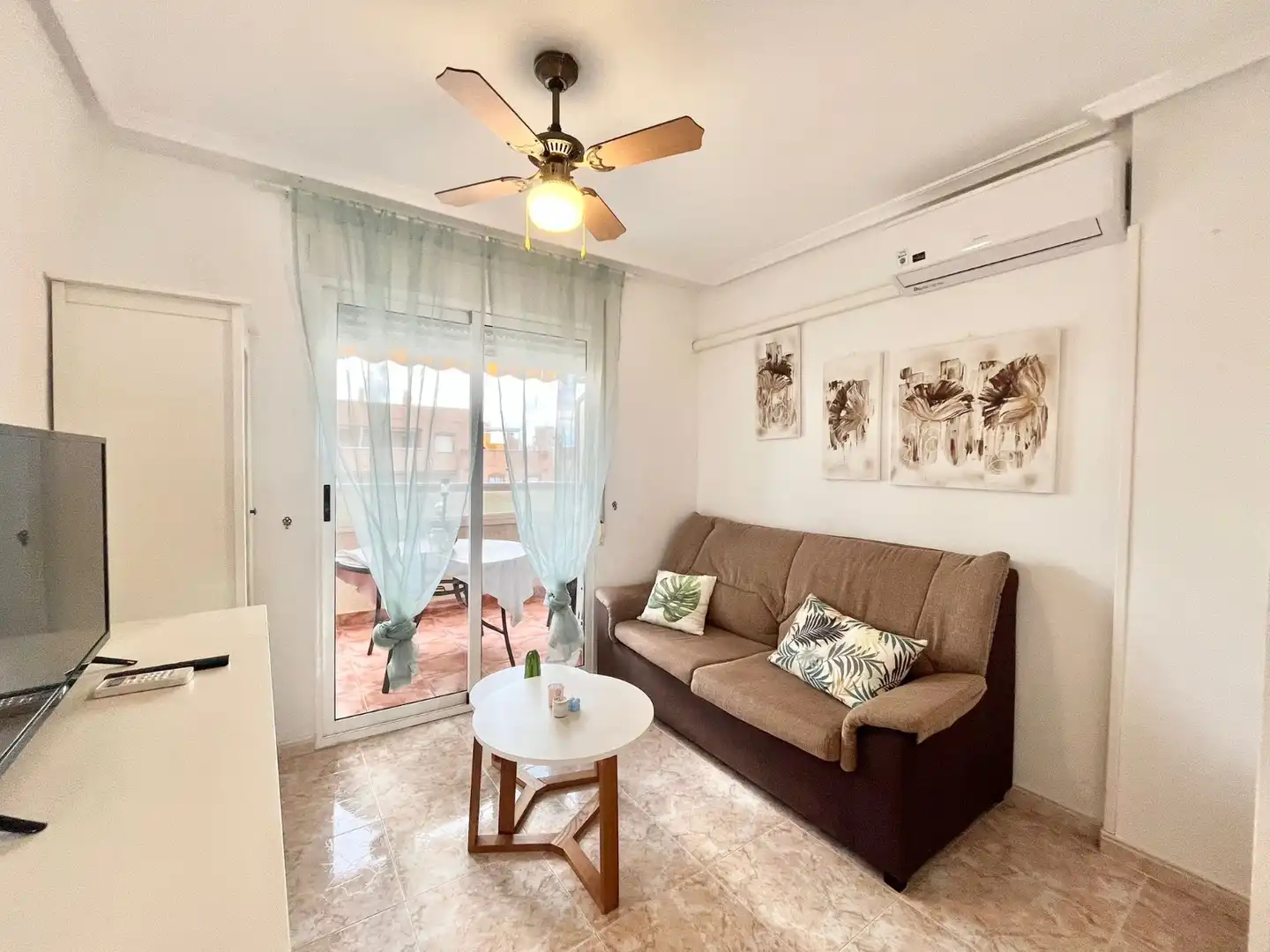 Flat with terrace to rent in Nueva Torrevieja - Aguas Nuevas, imagen 3