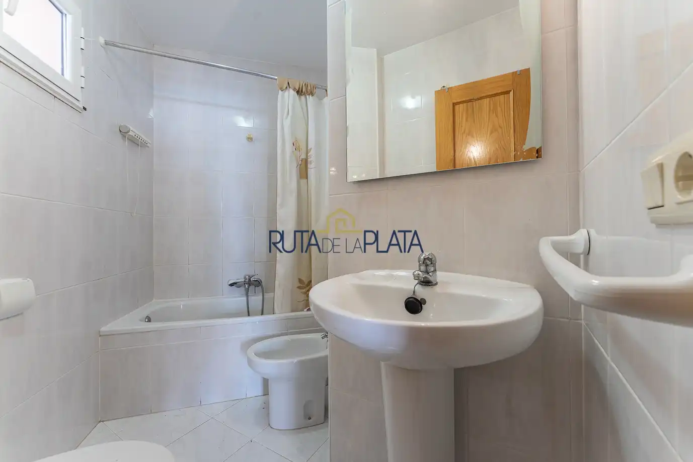 Duplex con terrazza in affitto a Calle de Alonso de Tejada 17, imagen 32