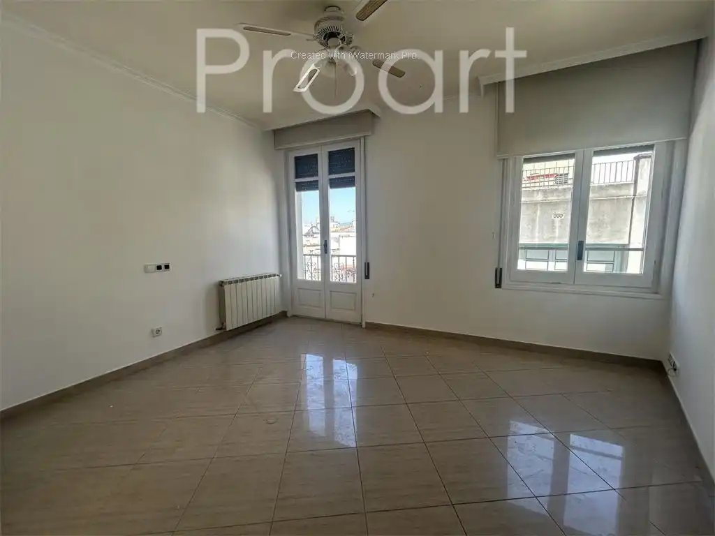 Wohnung zum Verkauf in Granollers mit Klimaanlage, Heizung und Terrasse
