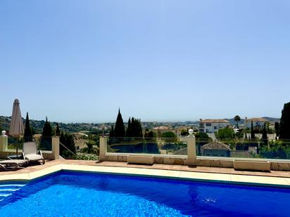 Piscina de Casa o xalet en venda en Mijas amb Aire condicionat, Terrassa i Piscina