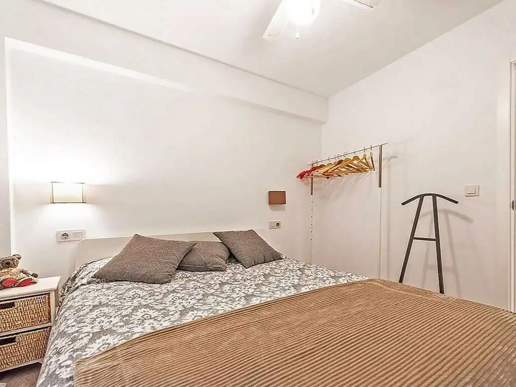 Habitación de Apartamento para compartir en Huelva con Aire acondicionado y Amueblado
