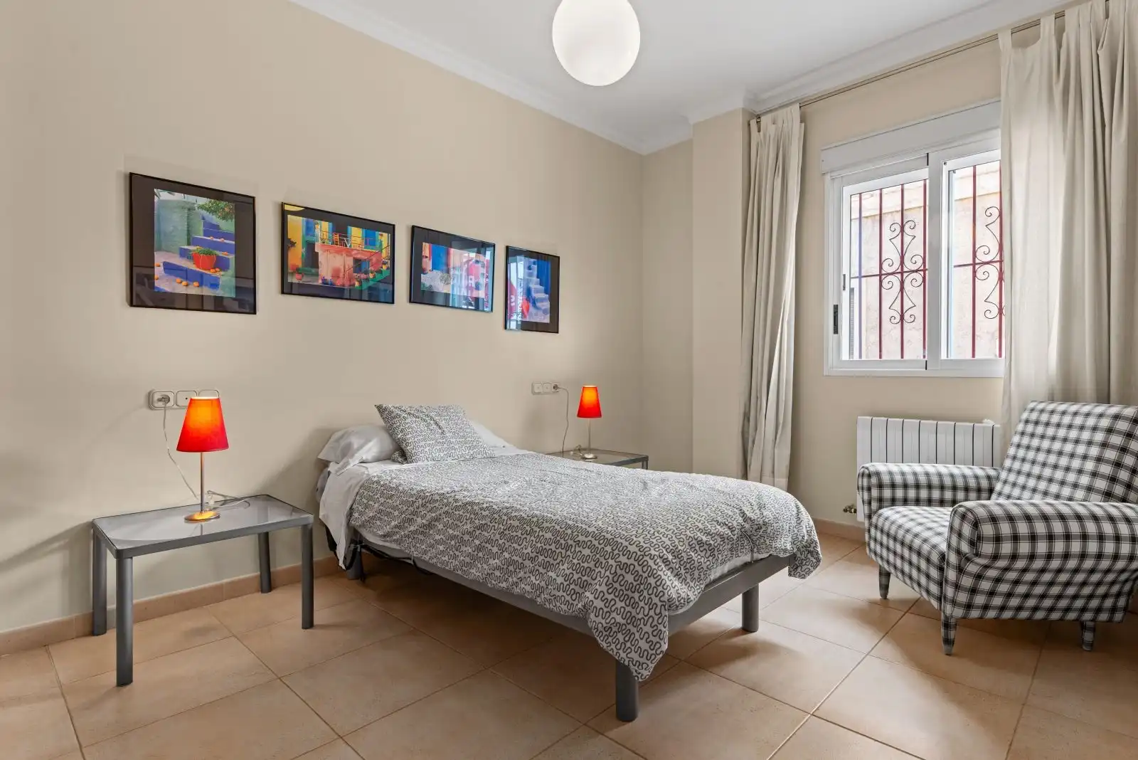 Habitación de Finca rústica en venta en Pedreguer con Aire acondicionado, Calefacción y Jardín privado