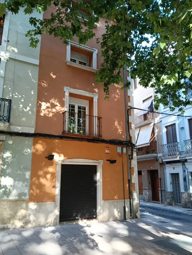 Vista exterior de Local de alquiler en Xàtiva