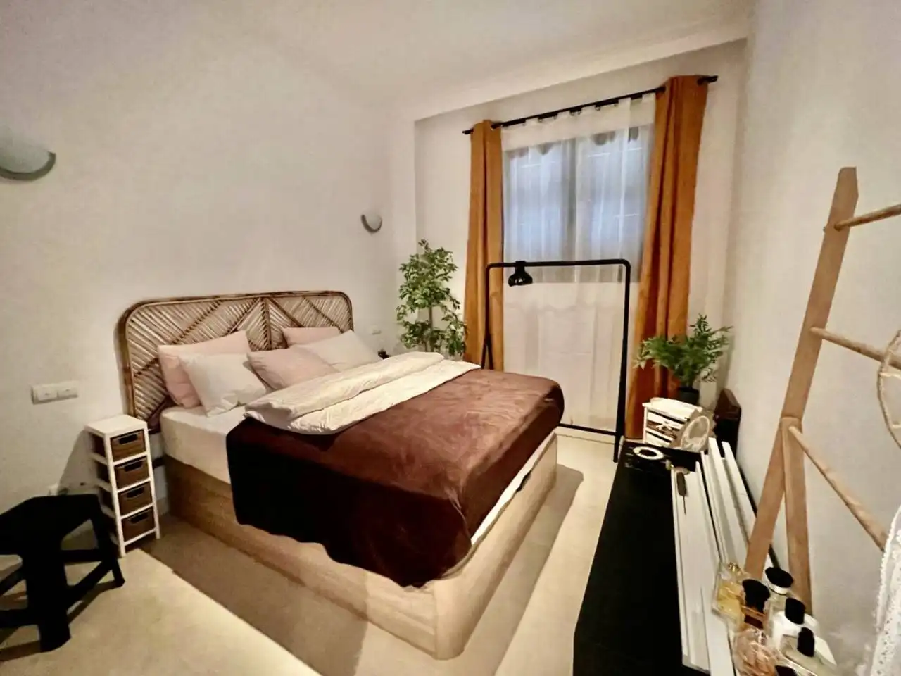 Habitación de Piso de alquiler en  Palma de Mallorca con Aire acondicionado, Calefacción y Terraza