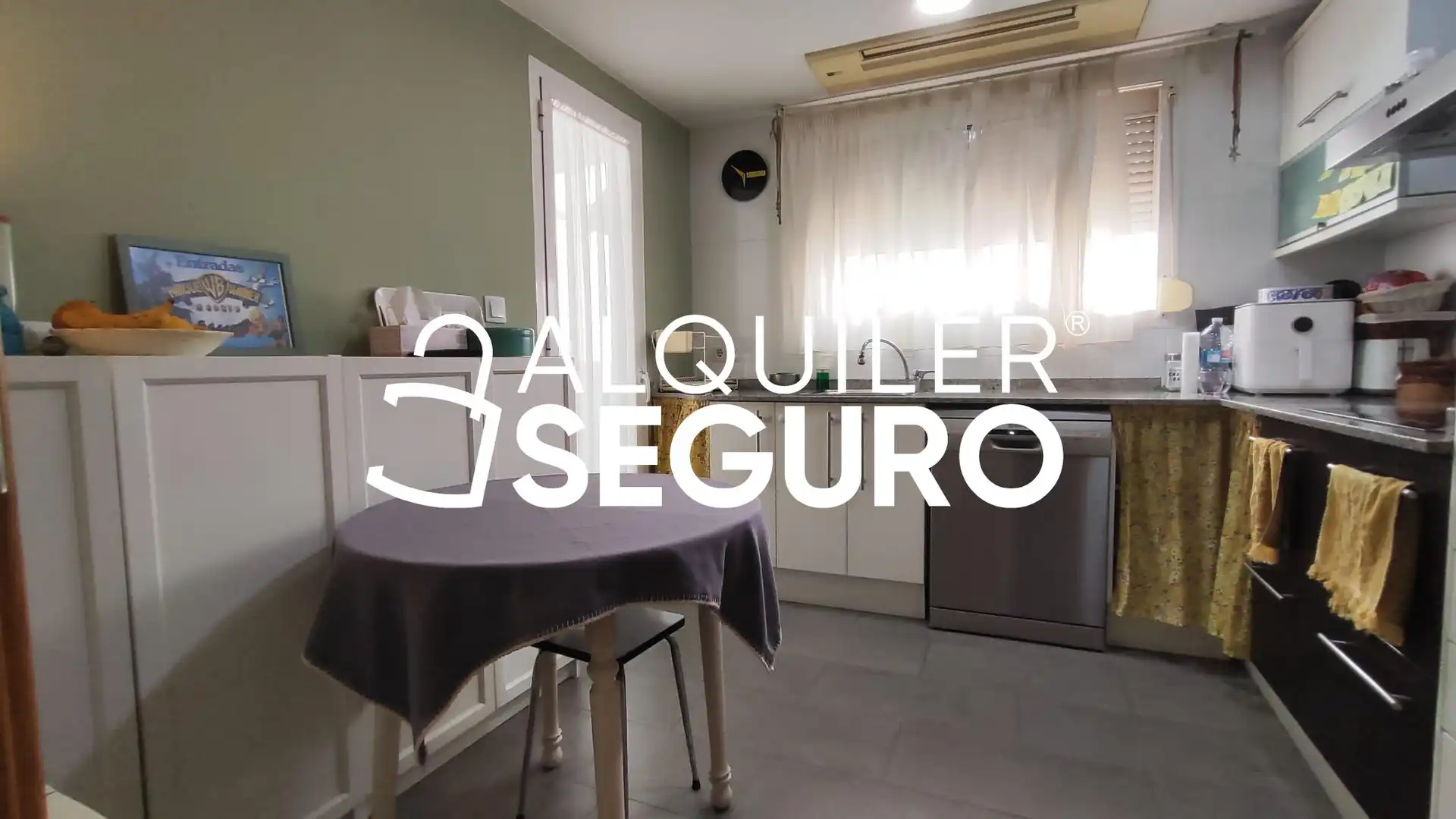 Kitchen of Flat for rent in Valencia  with Air Conditioner, Heating and Terrace