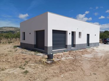 Chalet en venta en El Pinós / Pinoso