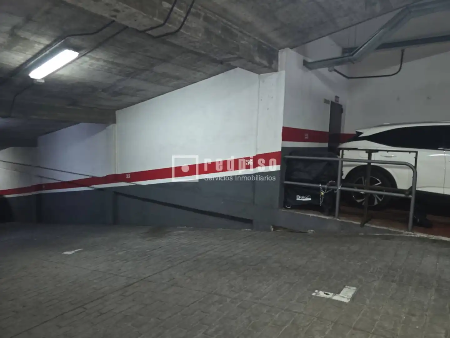 Garage for rent in Maximino Idigoras, Villalba Estación