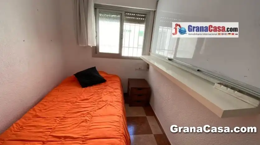 Bedroom of Attic for rent in Granada  with Air Conditioner, Heating and Terrace