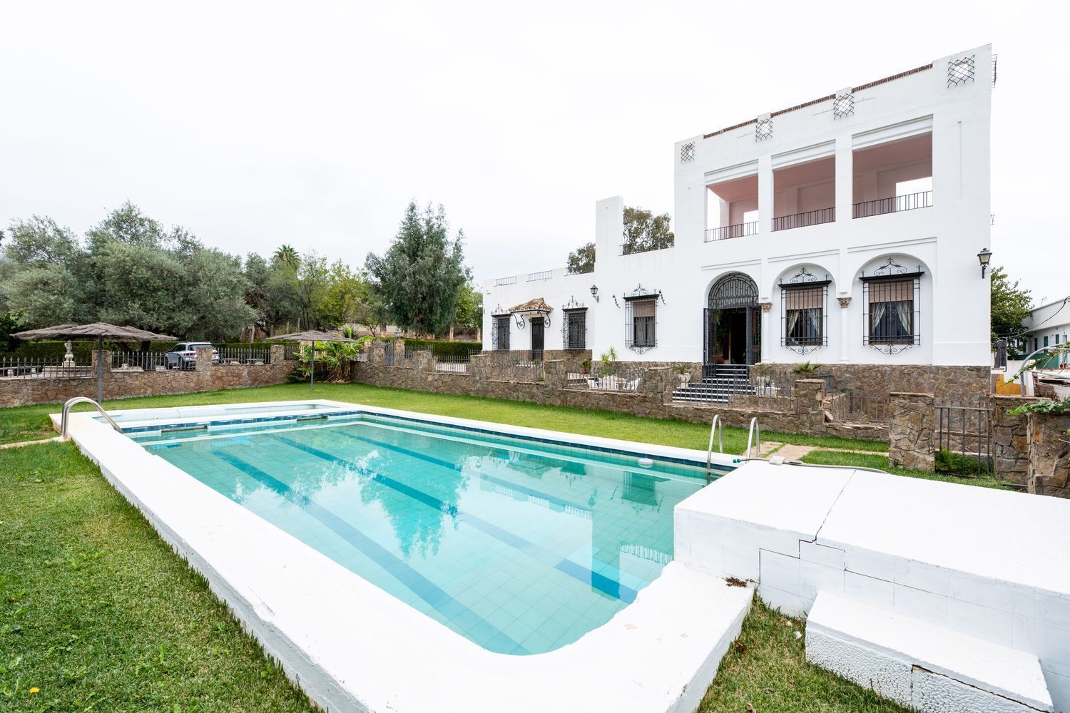 Swimming pool of House or chalet for sale in  Córdoba Capital  with Air Conditioner, Private garden and Terrace