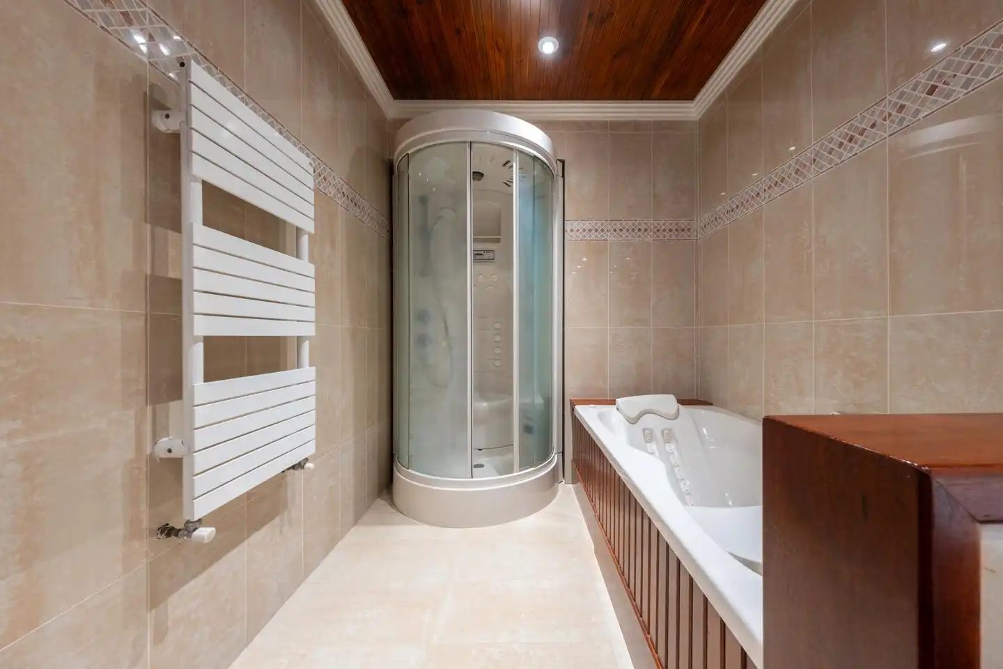 Badezimmer von Country house zum Verkauf in Santa Brígida