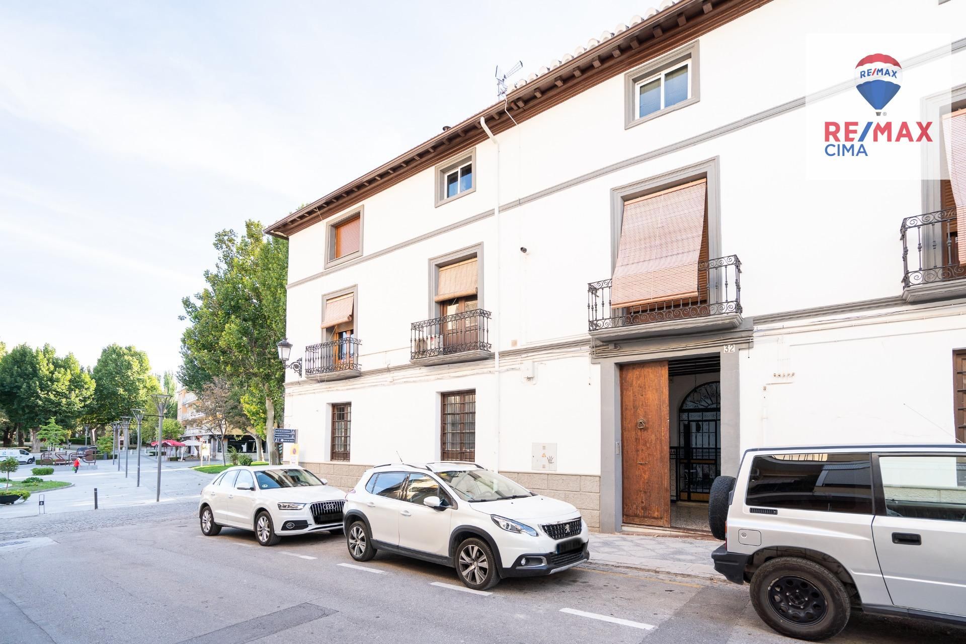 Duplex for sale in  CAVA ALTA, 32, Baza