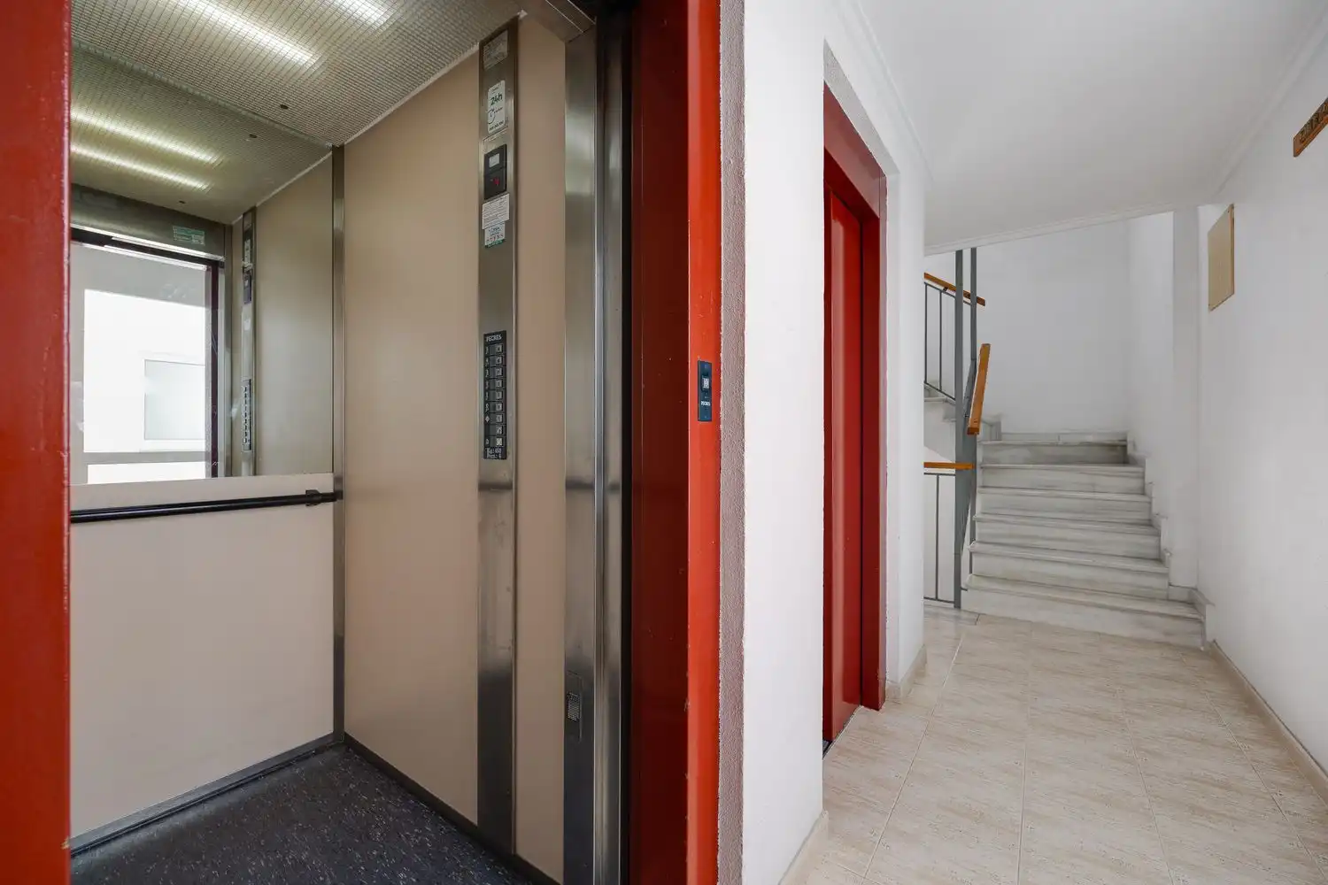Piso con ascensor en venta en Calle Rafal 25, imagen 5