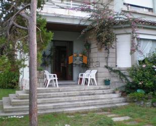 Jardí de Casa o xalet en venda en Vigo  amb Calefacció, Jardí privat i Parquet