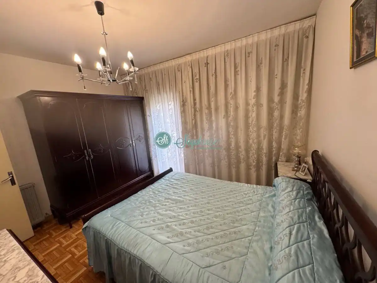 Bedroom of Flat for sale in Segovia  with Heating, Storage room and Balcony