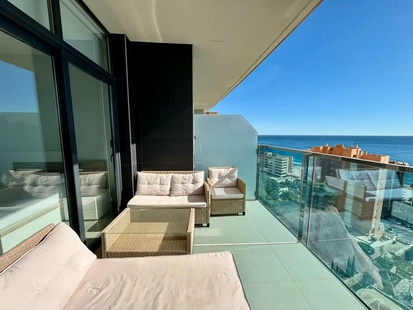 Apartamento con piscina en alquiler en Playa de Poniente, imagen 5