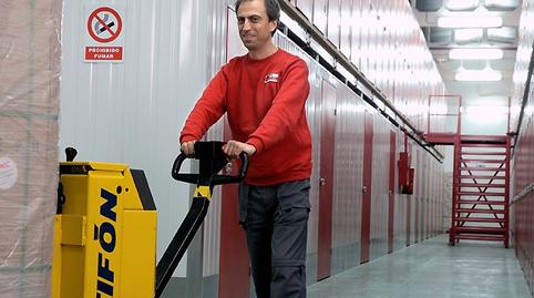 Photo 5 of Box room to rent in Calle de Alcalá, 288, Ventas, Madrid