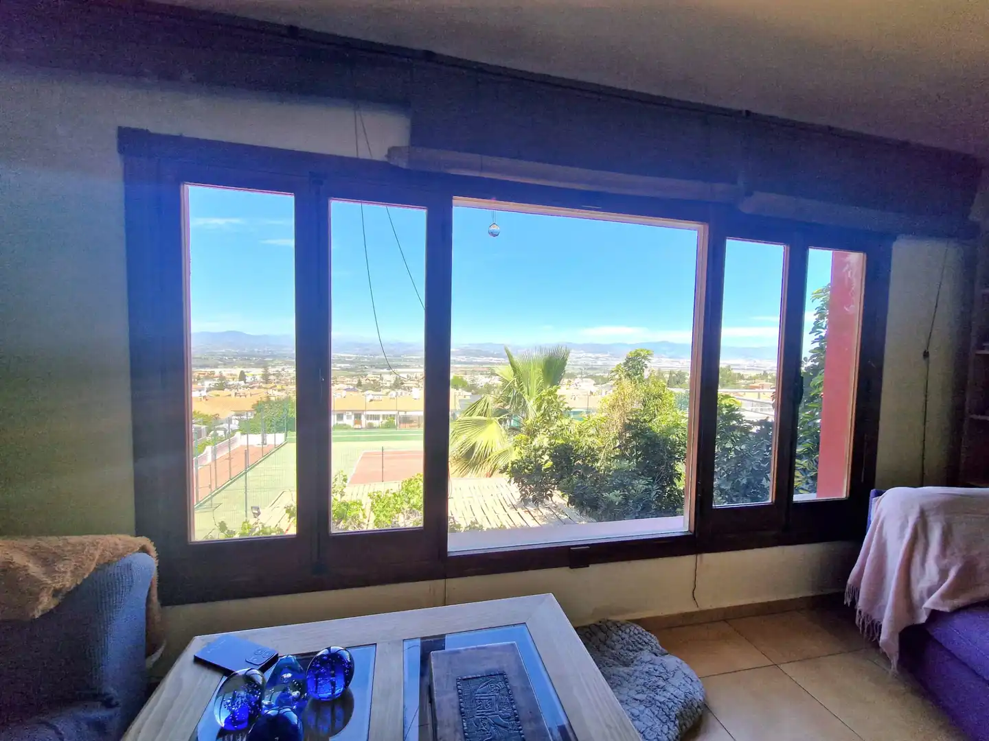 Vista exterior de Casa adosada en venda en Alhaurín de la Torre amb Aire condicionat, Terrassa i Traster