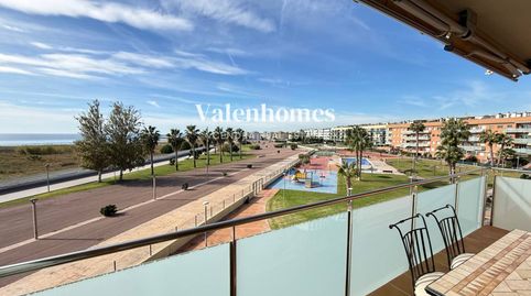 Foto 2 de Pis en venda a Les Salines - Pla de Sant Pere, Cubelles