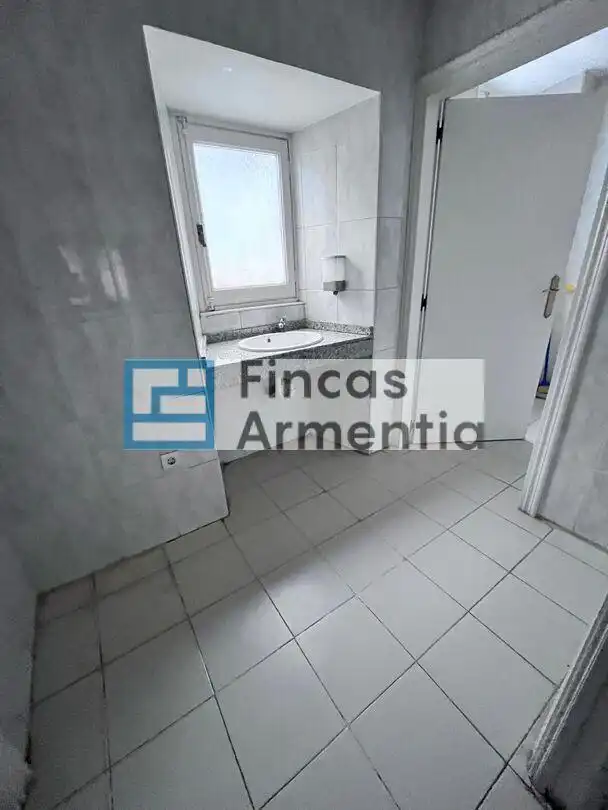 Local comercial en venda a CORRERIA, imagen 5