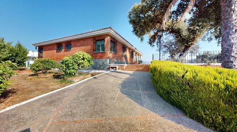 Foto 3 de Finca rústica en venta en Carretera Granada Badajoz, 8,9, Paraíso Arenal - La Colina, Córdoba Capital