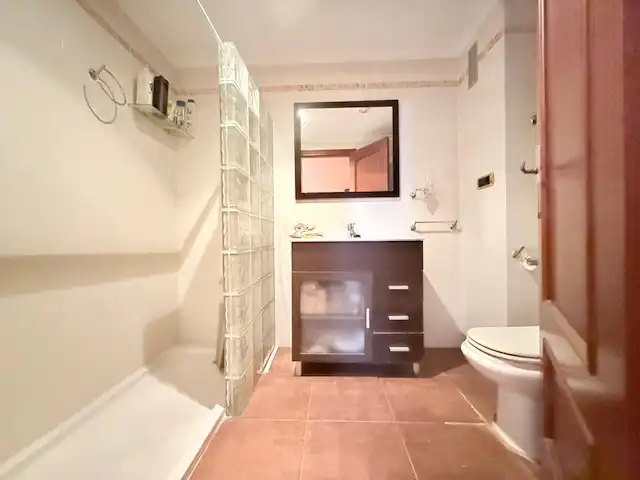 Baño de Piso en venta en L'Alcora con Calefacción y Trastero