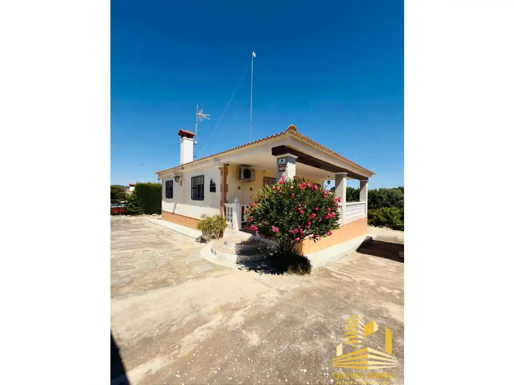 Vista exterior de Casa o chalet en venta en Riba-roja de Túria