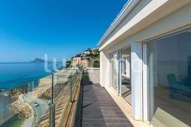 Terrasse von Dachboden zum Verkauf in Altea mit Klimaanlage, Heizung und Privatgarten