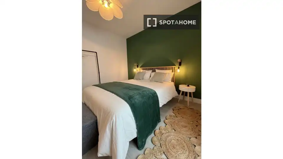 Schlafzimmer von Wohnungen zur untervermieten in Valladolid mit Klimaanlage, Terrasse und Möbliert