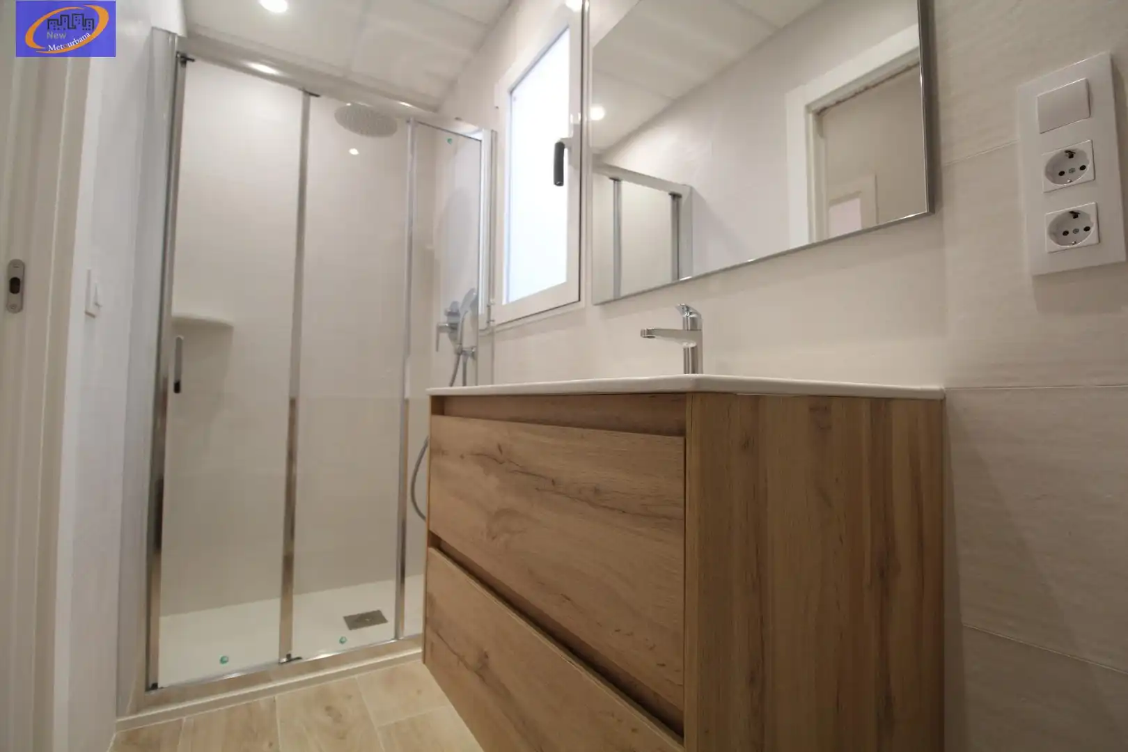 Baño de Piso de alquiler en Valencia con Parquet